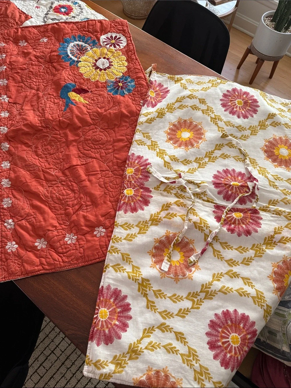 King size, Handcrafted Floral Quilt - Rust and White, multi colored
